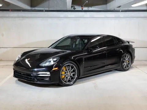 2022 Porsche Panamera Turbo S