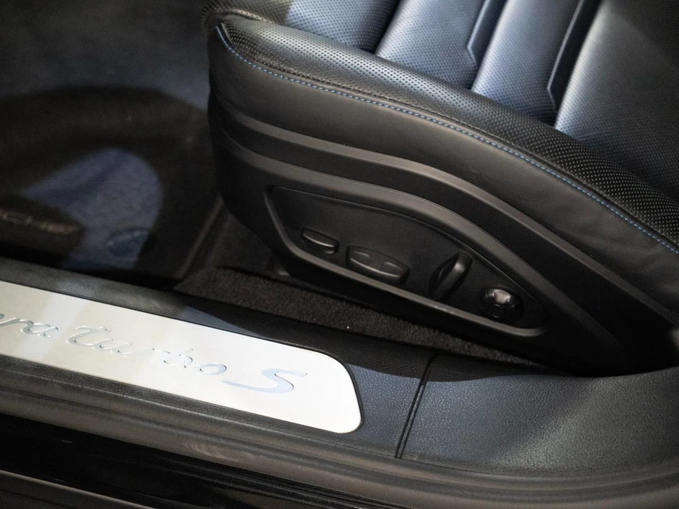 2022 Porsche 971 Panamera Turbo - Image 14 of 30