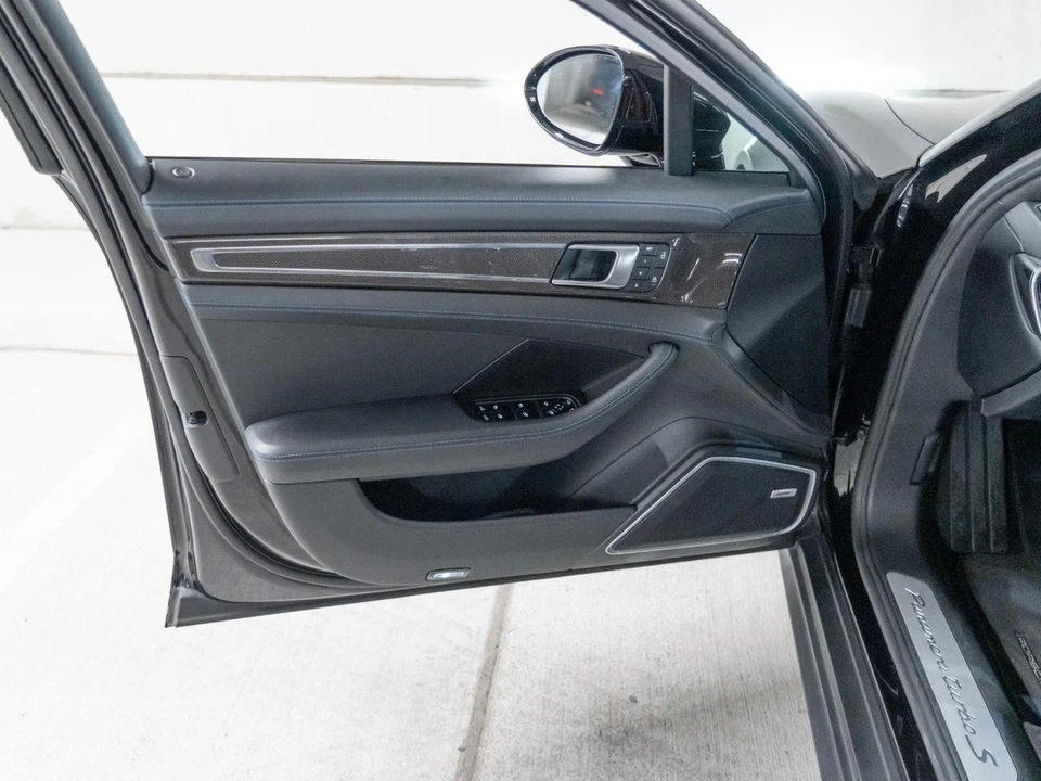 2022 Porsche 971 Panamera Turbo - Image 17 of 30