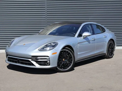 2022 Porsche Panamera Turbo S
