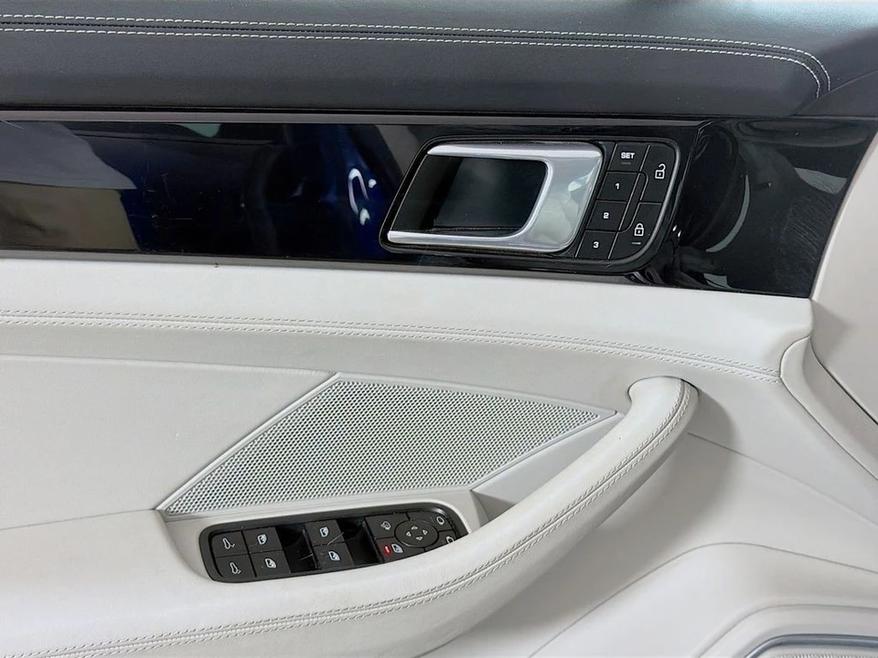 2022 Porsche 971 Panamera Turbo - Image 21 of 31