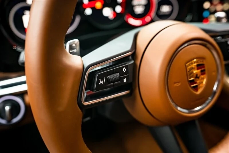 2022 Porsche 971 Panamera - Image 10 of 21