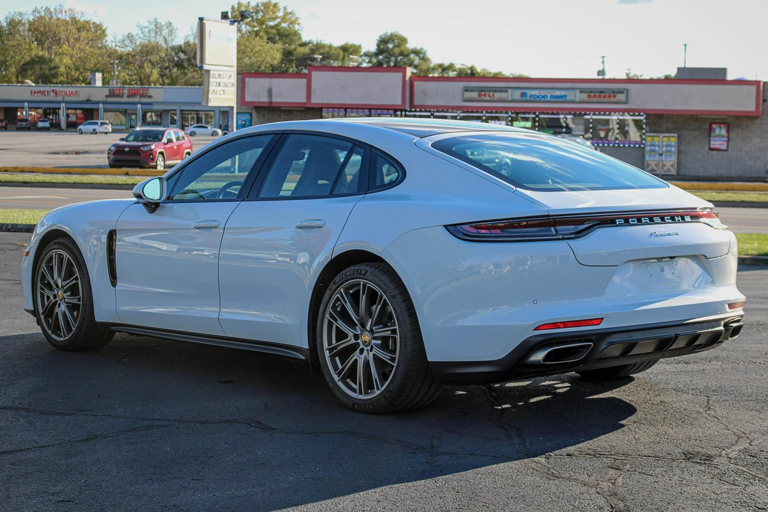 2022 Porsche 971 Panamera - Image 4 of 15