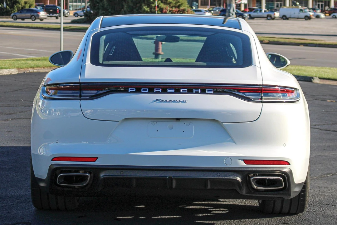 2022 Porsche 971 Panamera - Image 5 of 15