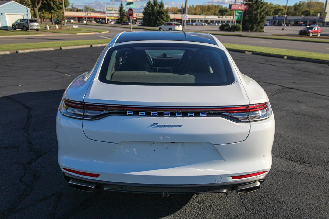 2022 Porsche 971 Panamera - Image 9 of 15