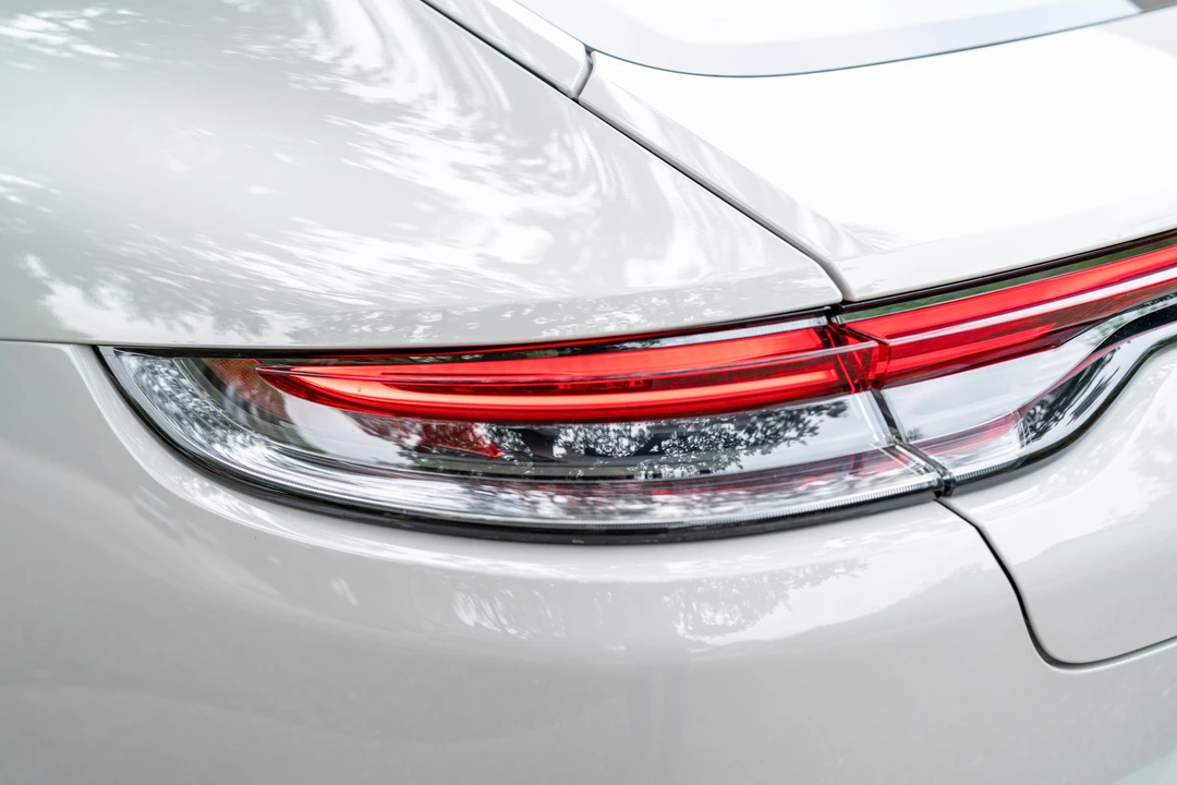 2022 Porsche 971 Panamera - Image 23 of 31