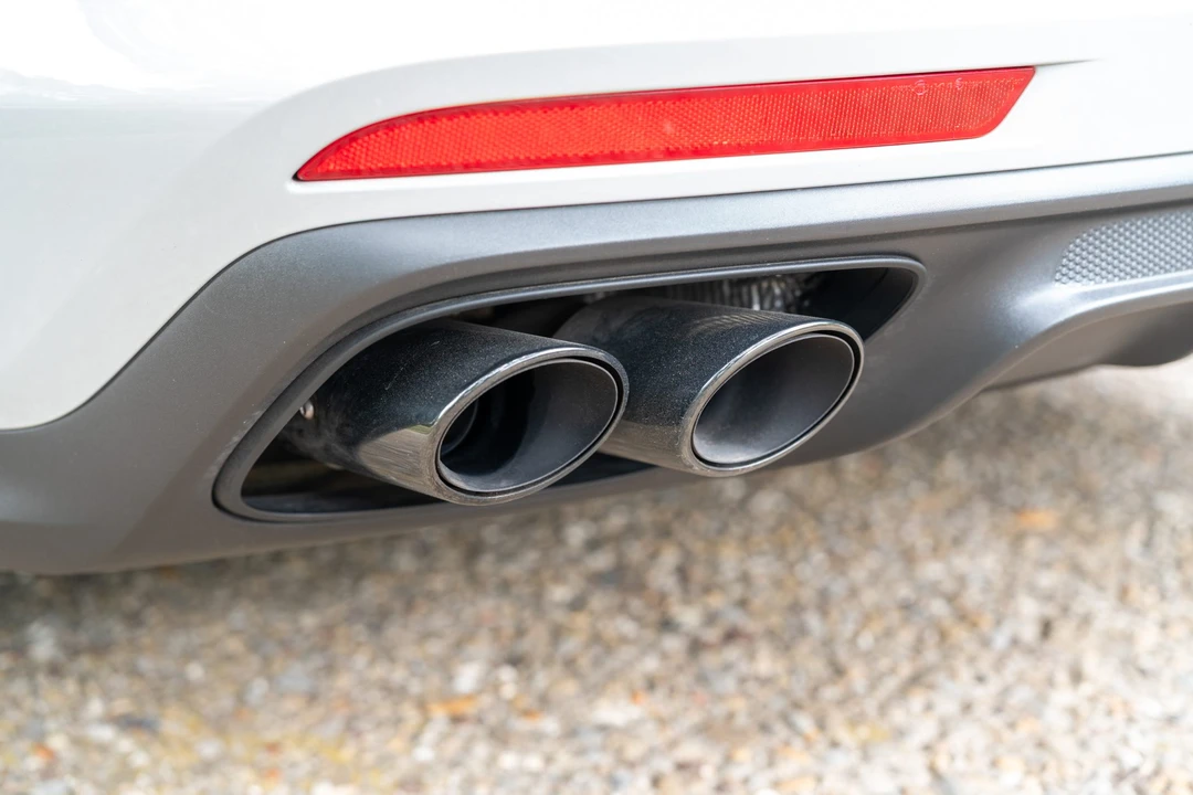 2022 Porsche 971 Panamera - Image 25 of 31