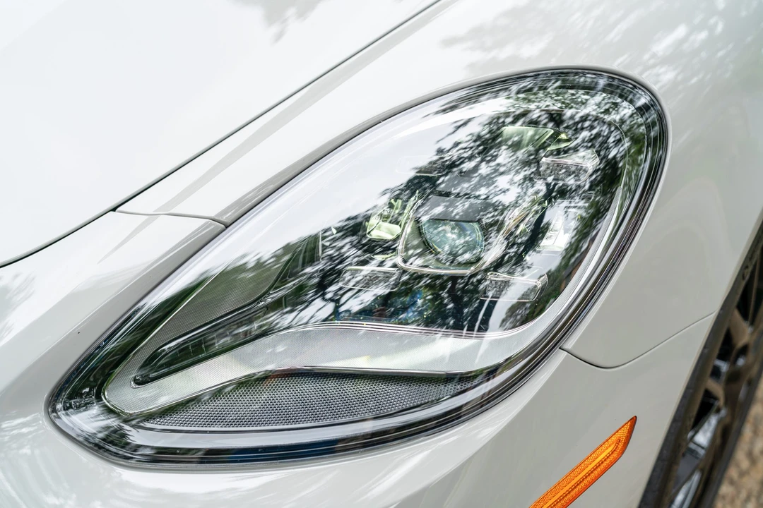 2022 Porsche 971 Panamera - Image 17 of 31