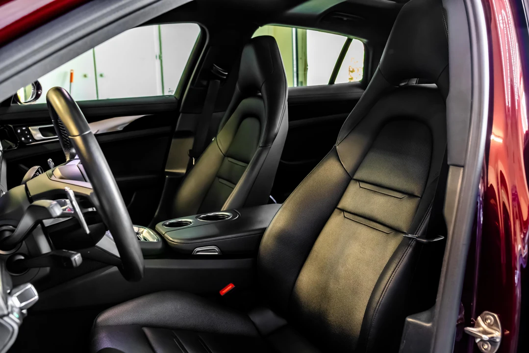 2022 Porsche 976 Panamera - Image 28 of 31