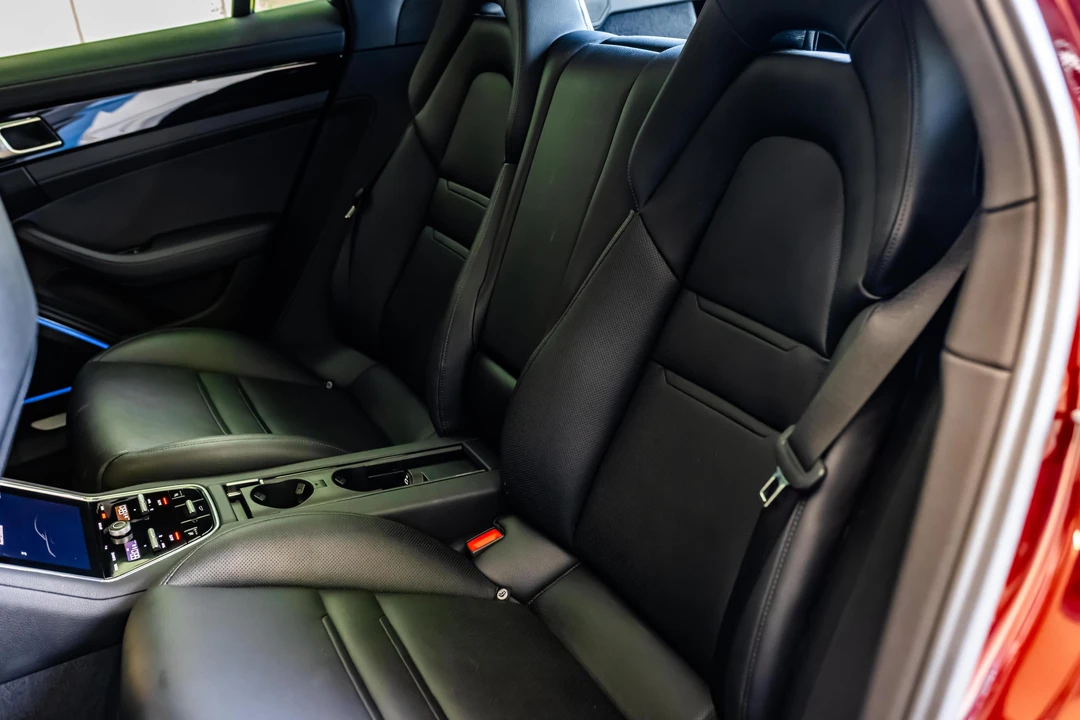 2022 Porsche 976 Panamera - Image 26 of 31