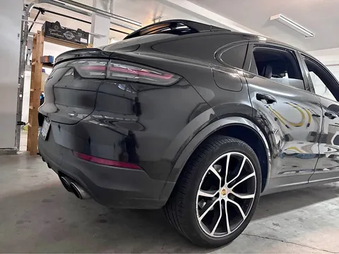 2022 Porsche Cayenne Coupe