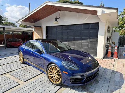 2022 Porsche Panamera Platinum Edition