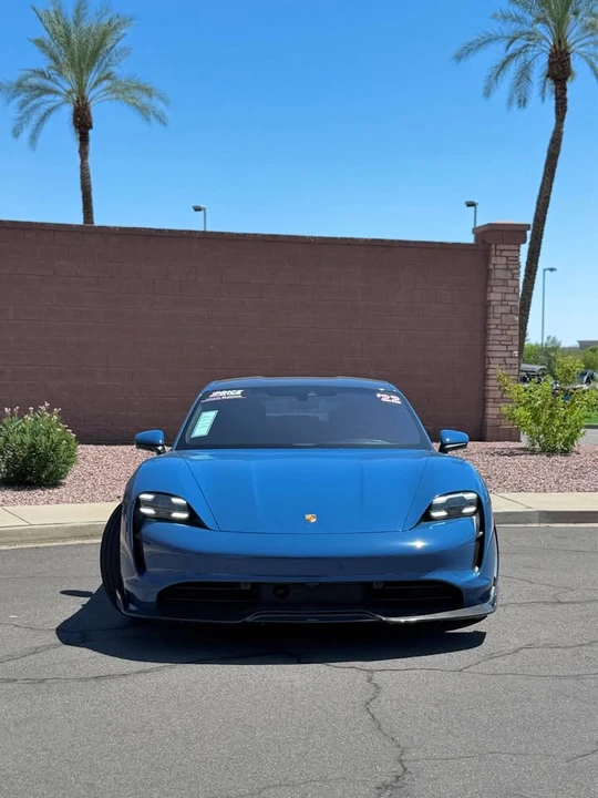 2022 Porsche Taycan 4S - Image 8 of 13