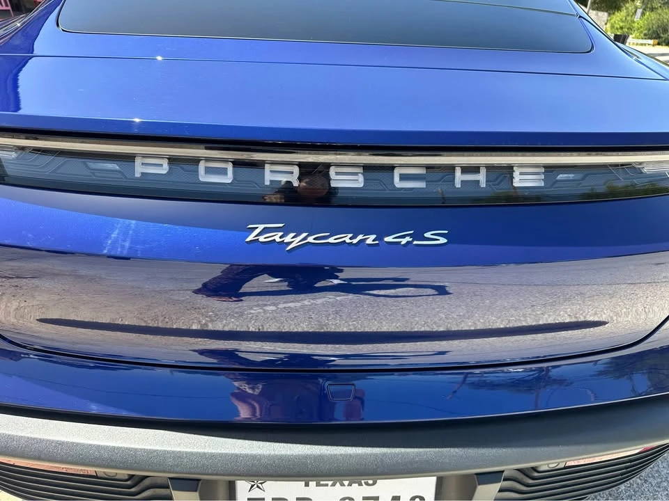 2022 Porsche Taycan 4S - Image 7 of 13