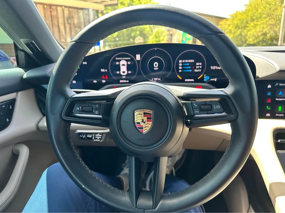 2022 Porsche Taycan 4S - Image 8 of 13