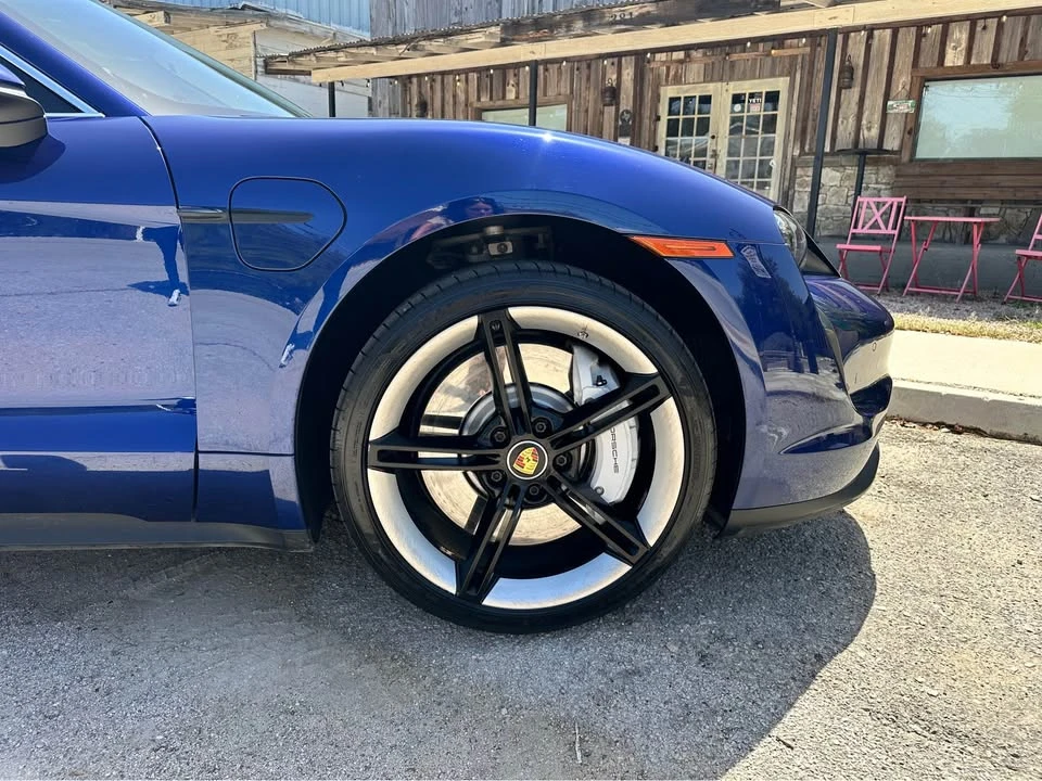 2022 Porsche Taycan 4S - Image 6 of 13