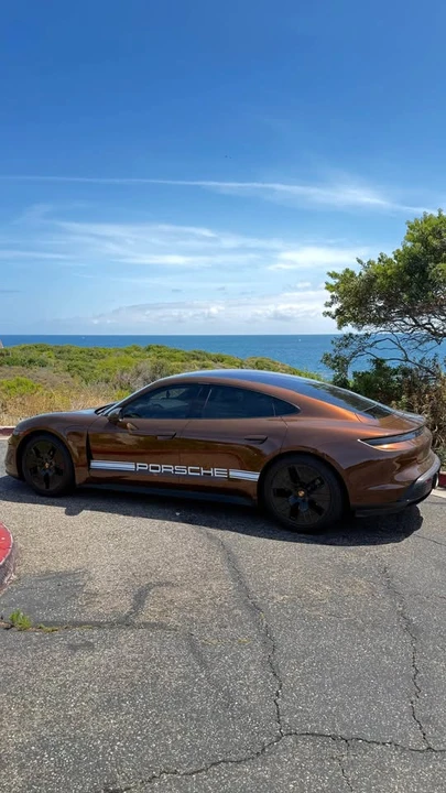 2022 Porsche Taycan 4S - Image 13 of 13