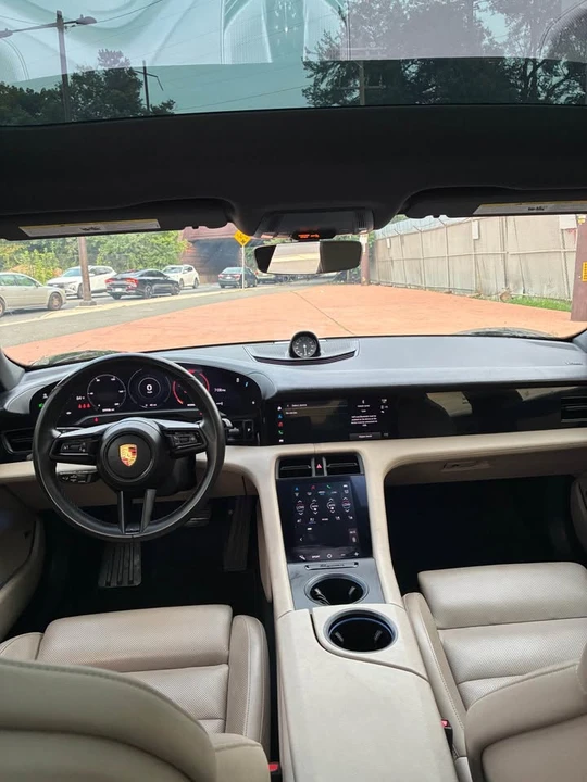 2022 Porsche Taycan GTS - Image 10 of 13