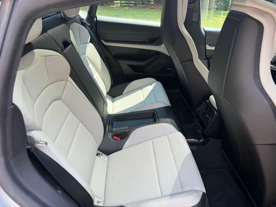 2022 Porsche Taycan - Image 10 of 10
