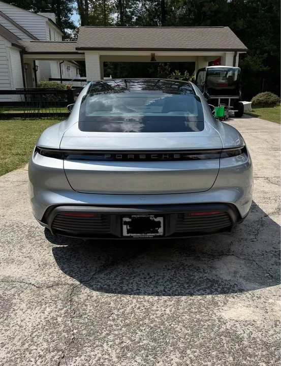 2022 Porsche Taycan - Image 6 of 10