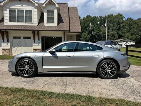 2022 Porsche Taycan