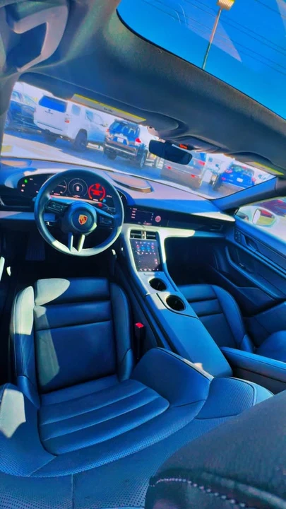 2022 Porsche Taycan - Image 6 of 12