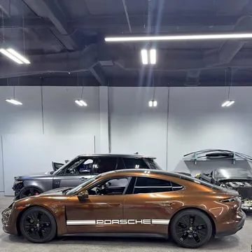2022 Porsche Taycan Sedan 4D