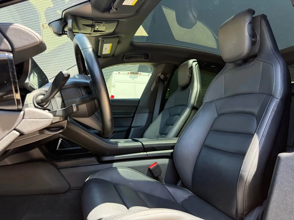 2022 Porsche Taycan - Image 8 of 9