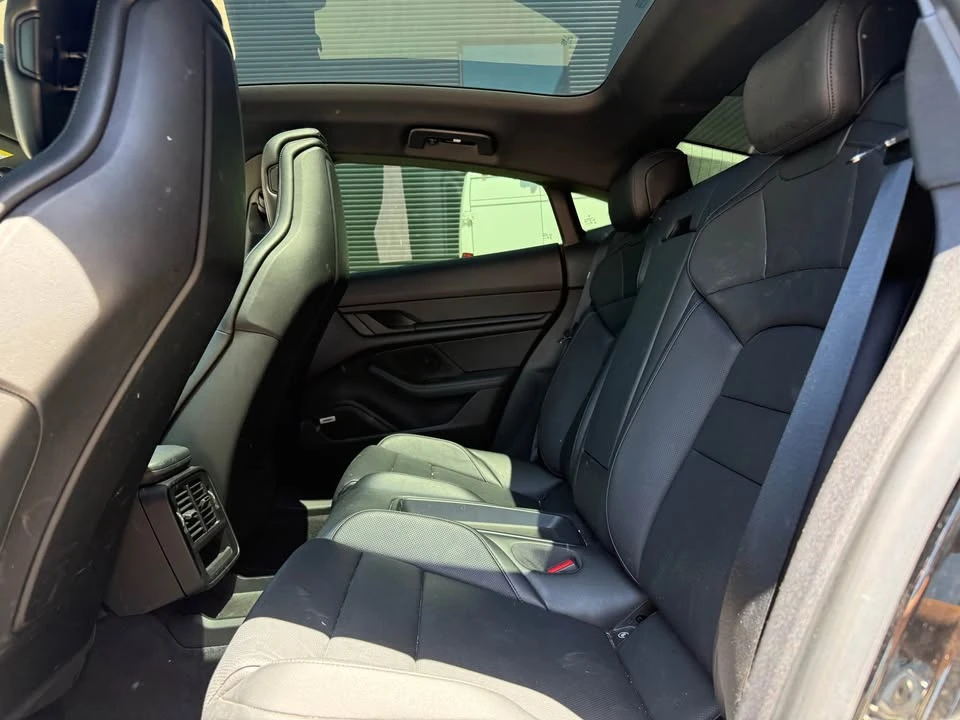 2022 Porsche Taycan - Image 6 of 9