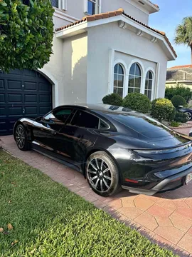 2022 Porsche Taycan Sedan 4D