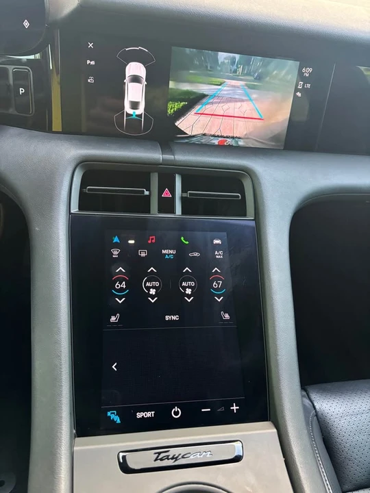 2022 Porsche Taycan - Image 16 of 16