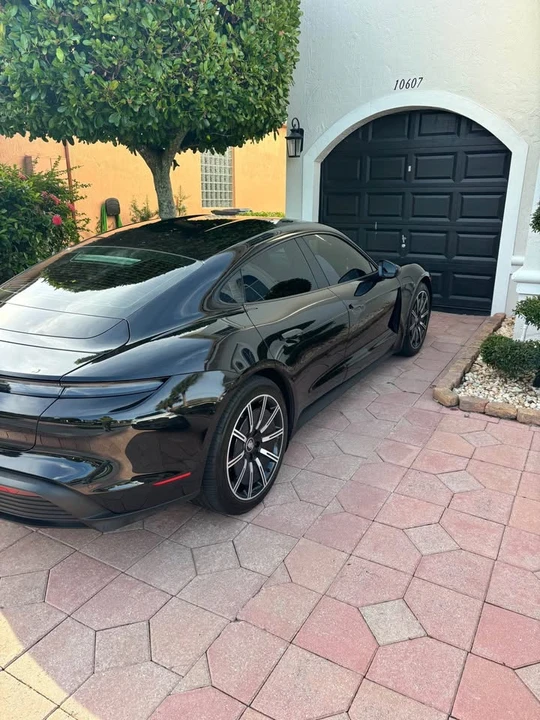 2022 Porsche Taycan - Image 3 of 16