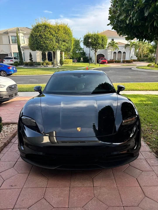 2022 Porsche Taycan - Image 4 of 16