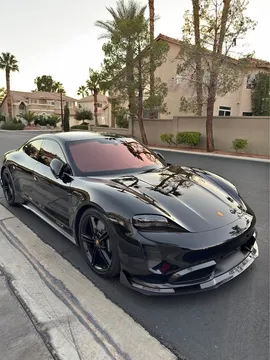 2022 Porsche Taycan Turbo S Sedan 4D