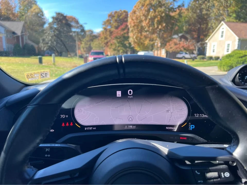 2022 Porsche Taycan - Image 6 of 10