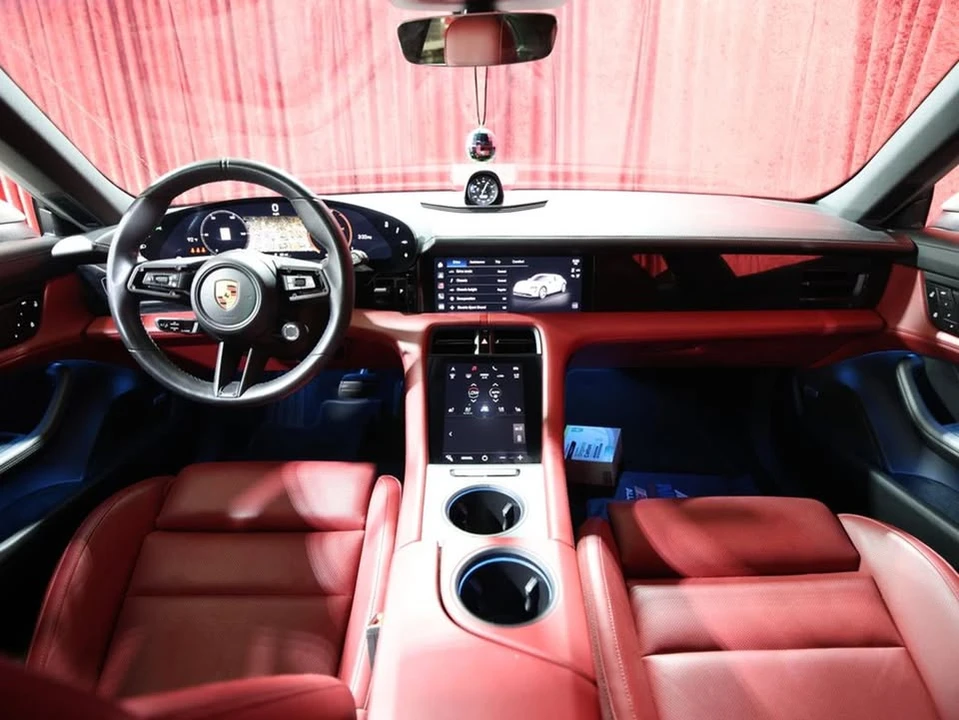 2022 Porsche Taycan - Image 14 of 19