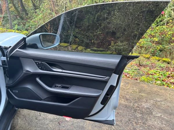 2022 Porsche Taycan 4 - Image 15 of 20