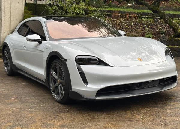 2022 Porsche Taycan 4 - Image 3 of 21