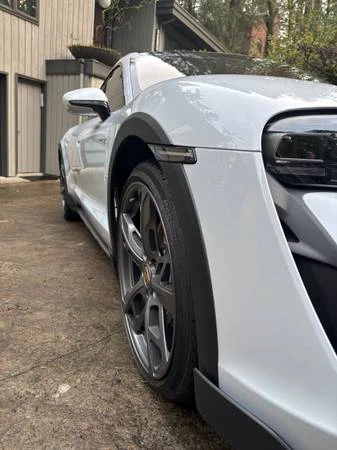 2022 Porsche Taycan 4 - Image 8 of 21
