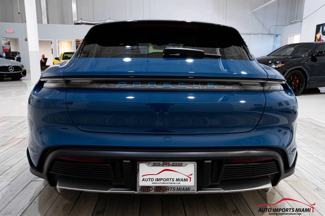 2022 Porsche Taycan 4 - Image 19 of 21