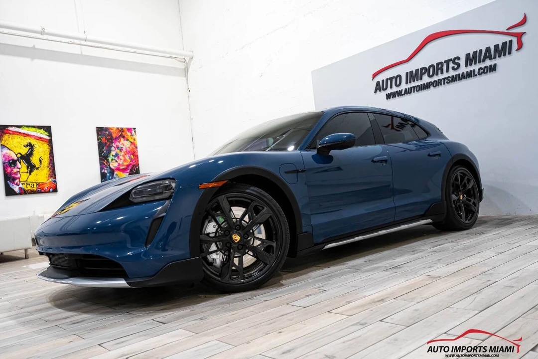 2022 Porsche Taycan 4 - Image 4 of 21
