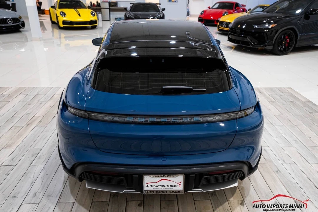 2022 Porsche Taycan 4 - Image 18 of 21