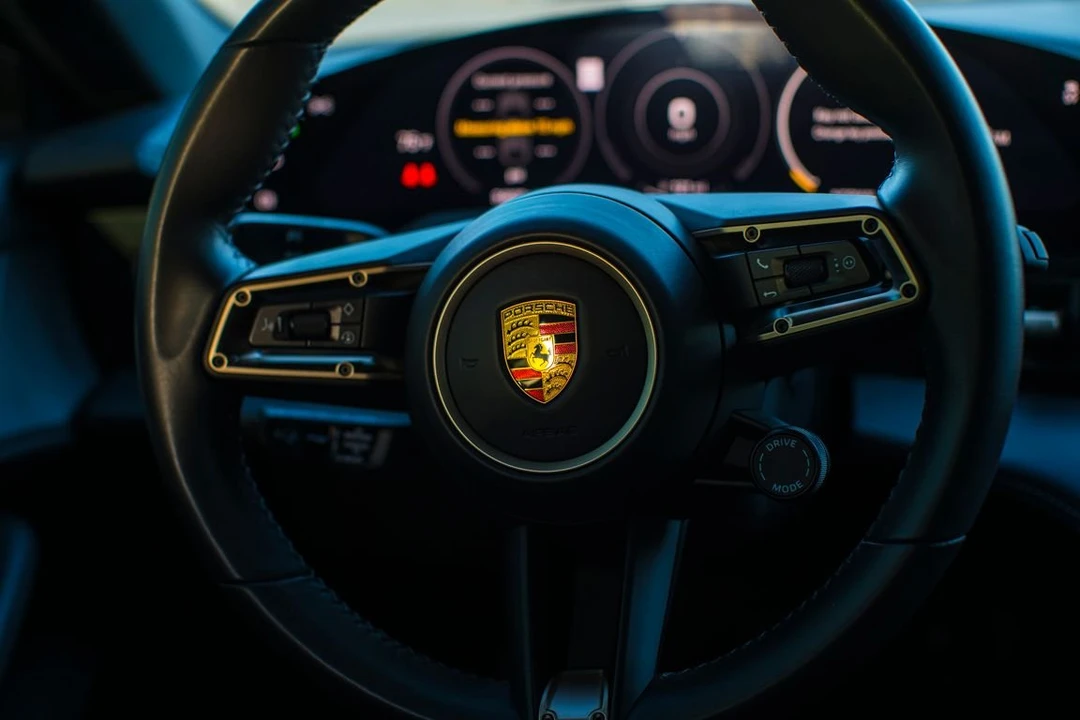 2022 Porsche Taycan Cross Turismo - Image 14 of 24