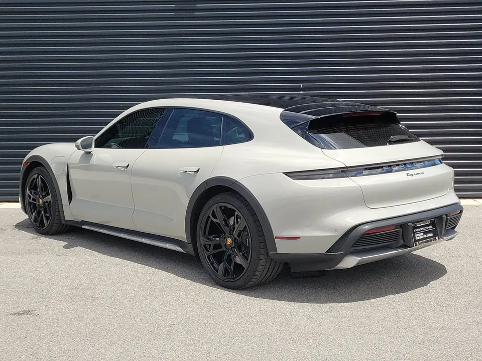 2022 Porsche Taycan 4 - Image 3 of 11