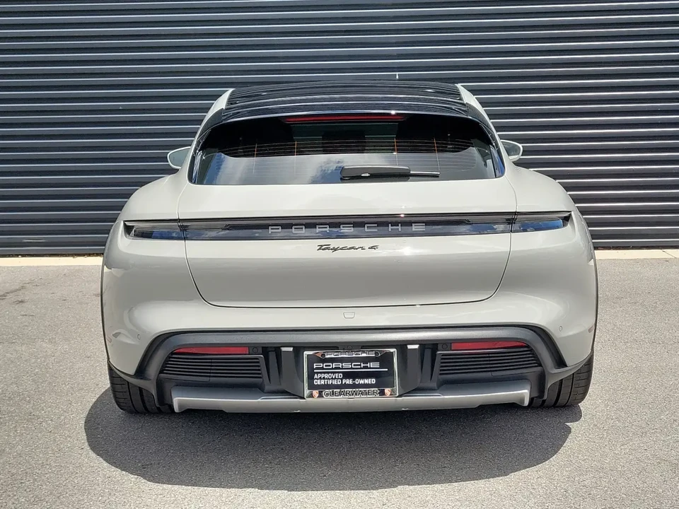 2022 Porsche Taycan 4 - Image 4 of 11