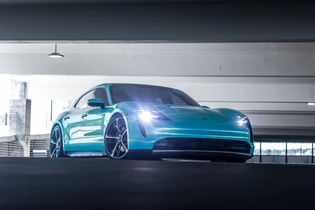 2022 Porsche Taycan 4 - Image 20 of 31