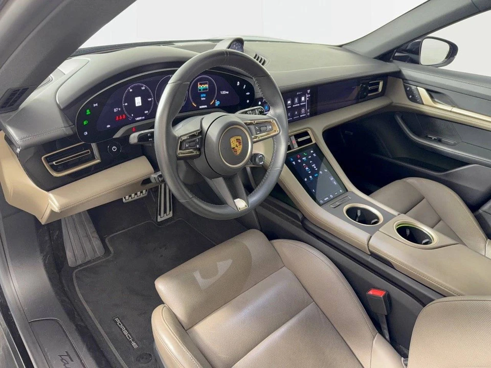 2022 Porsche Taycan Cross Turismo - Image 4 of 5