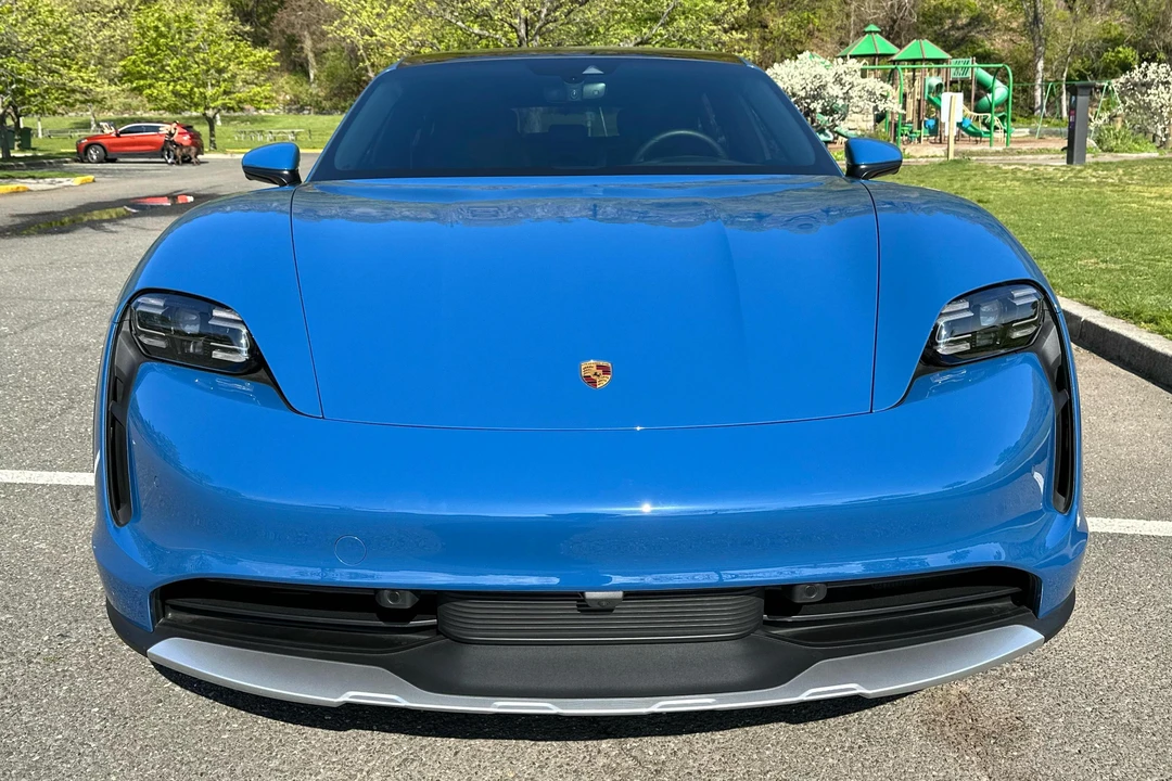 2022 Porsche Taycan 4 - Image 2 of 29