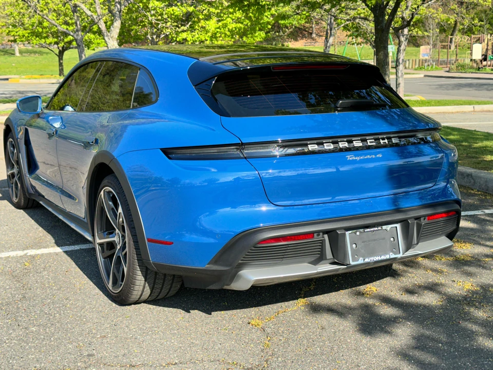 2022 Porsche Taycan 4 - Image 12 of 29