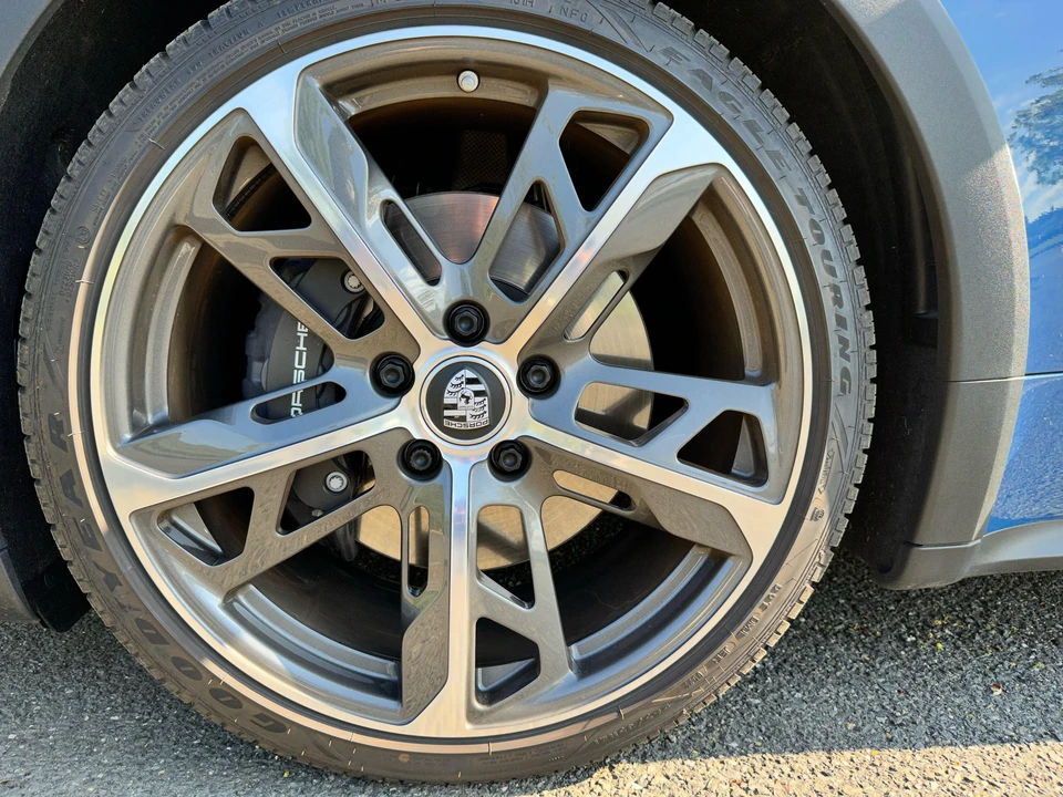 2022 Porsche Taycan 4 - Image 28 of 29